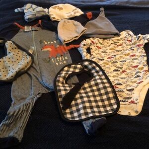 Enfant bibs,hats,onesie, and footed sleeper/Carters 6m/Gerber 6m/beanies 0-6m